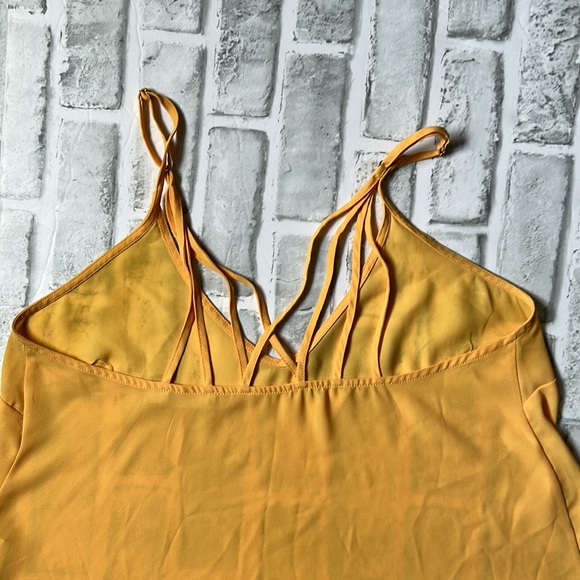 LUSH | SHEER BACK CROSS CAMISOLE - Picture 5 of 7